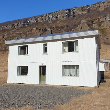 Apartmán Holl Obyggthasetur Exteriér fotografie